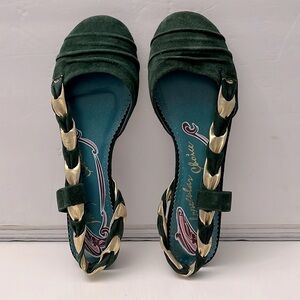 Irregular Choice Green Suede Gold Metallic Flat Shoes Size 39.5 NWOT